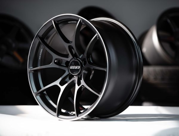 VOLK RACING Original G025 18x9.5 +38 5x114.3 Matte Gunblack (MK) wheel set - Image 3