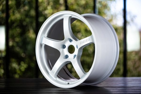 Rays Gram Lights 57CR 18x9.5" +38 5x120 CPP Ceramic Pearl White wheel set finish