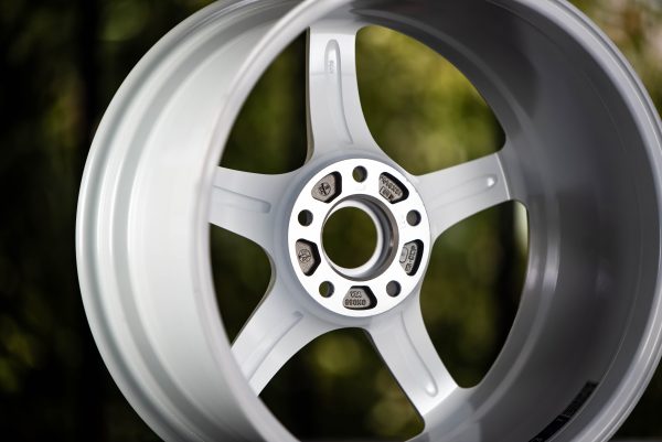 Rays Gram Lights 57CR 18x9.5" +38 5x120 CPP Ceramic Pearl White wheel set finish - Image 6