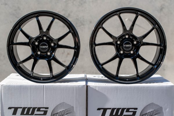 TWS T66-F - Exige Special Edition - 17x7.5 +26 5x110 / 18x10" +32 5x114.3 pcd - Staggered wheel set - Gloss Black - Image 2