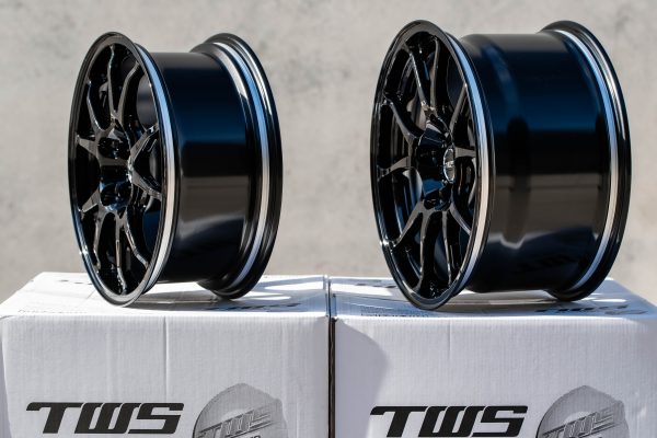 TWS T66-F - Exige Special Edition - 17x7.5 +26 5x110 / 18x10" +32 5x114.3 pcd - Staggered wheel set - Gloss Black - Image 4