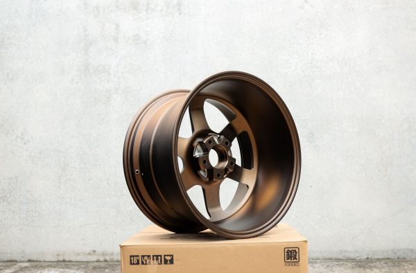 Volk Racing TE37V Mark II 18x10.5" -25 5x114.3 Bronze BR wheel set - in stock! - Image 4